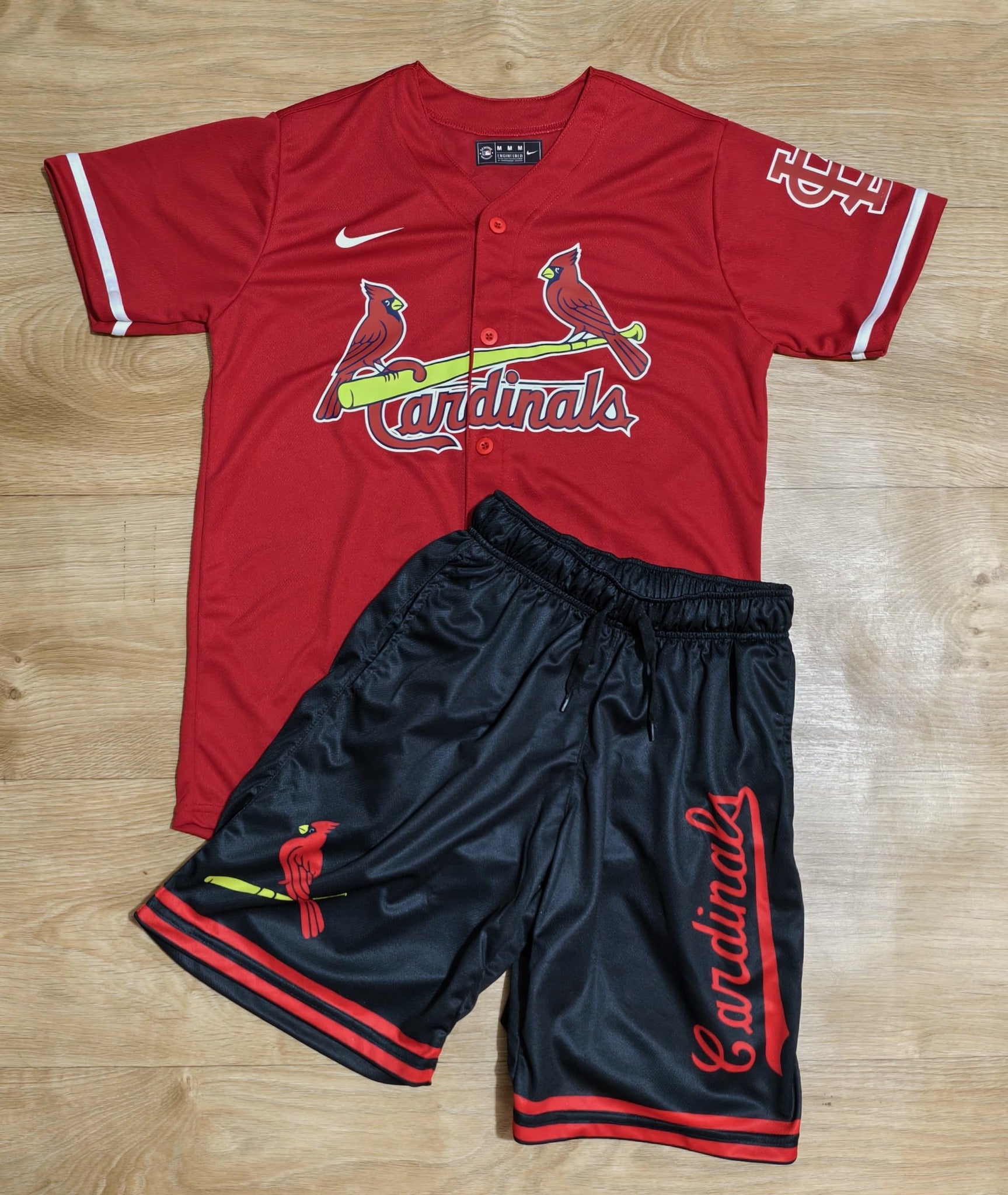 Rojo Negro Cardinals