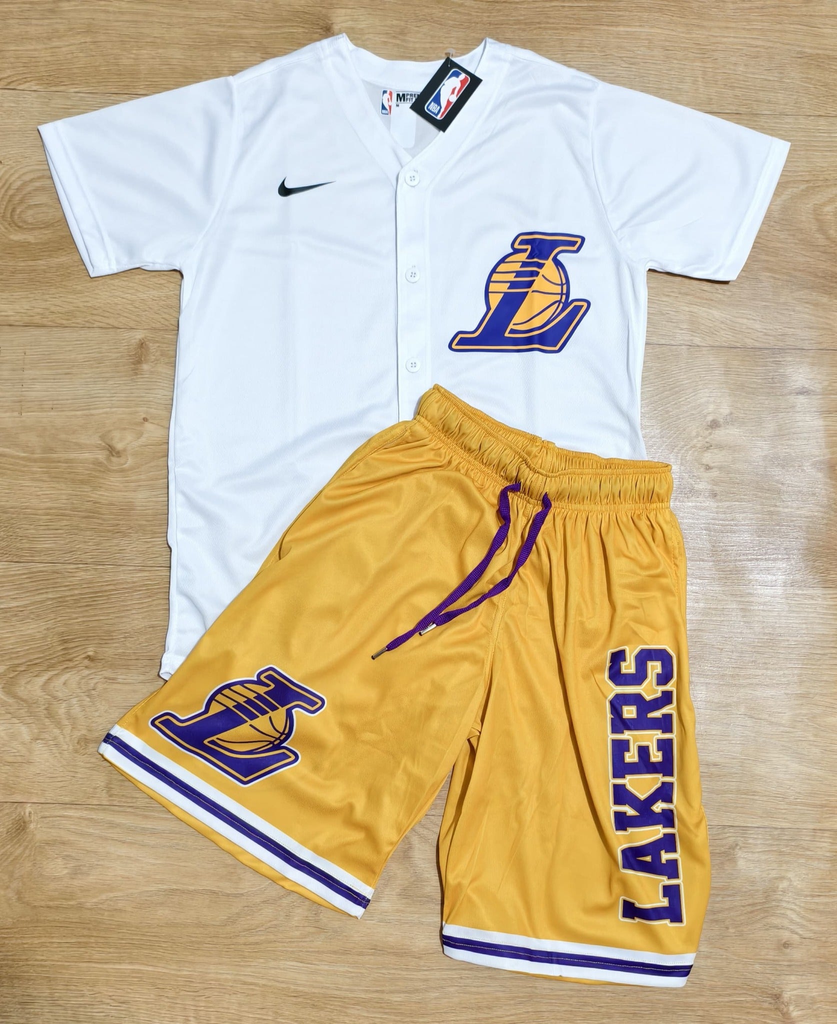 Blanco Amarillo Lakers